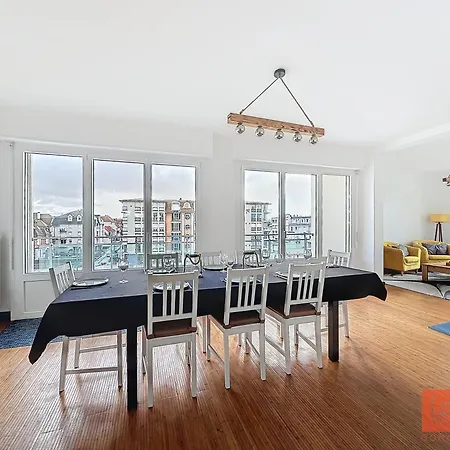 Les Petits Moussaillons