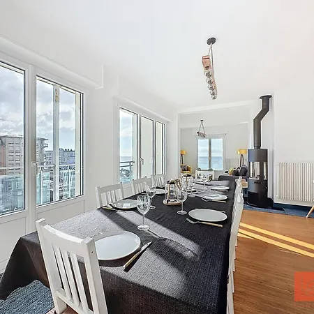 Les Petits Moussaillons וימרה