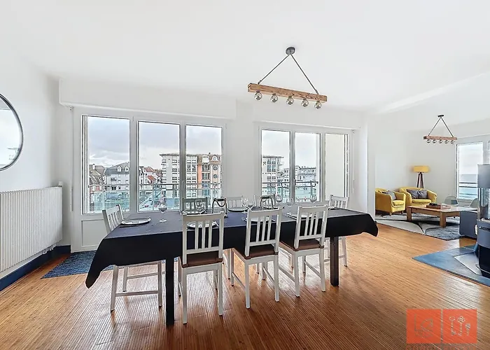 Les Petits Moussaillons